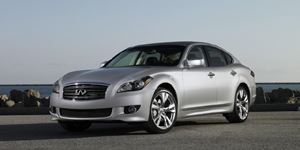 Infiniti M Reviews / Specs / Pictures