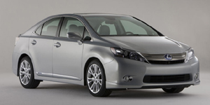 2010 Lexus HS Reviews / Specs / Pictures