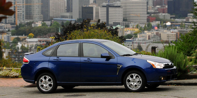 2010 Ford Focus Pictures