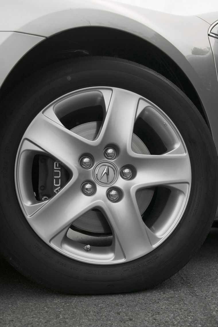 2007 Acura RL Rim Picture