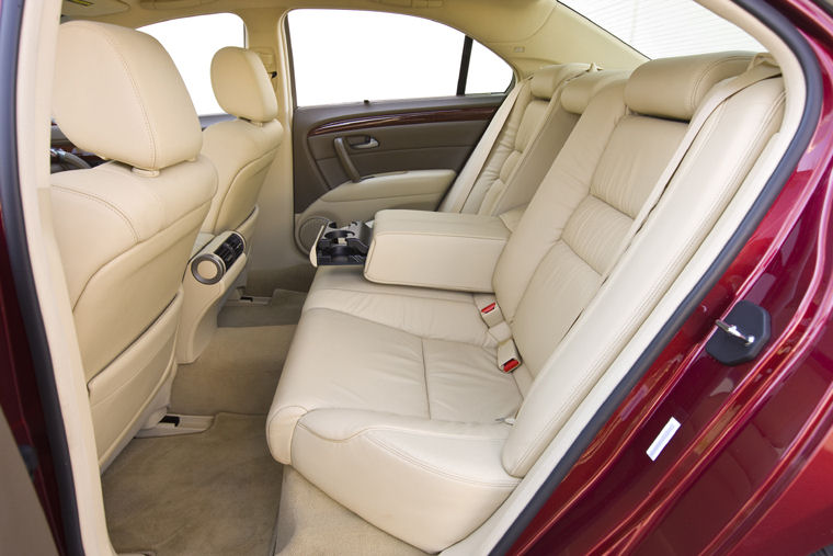 2009 Acura RL Rear Seats Picture