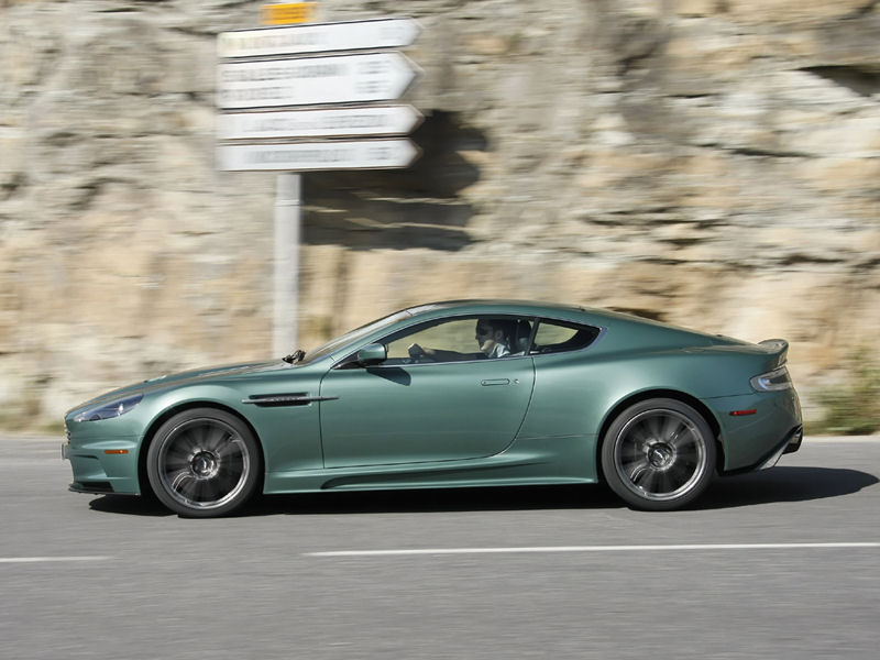 Aston Martin DBS Desktop Wallpaper