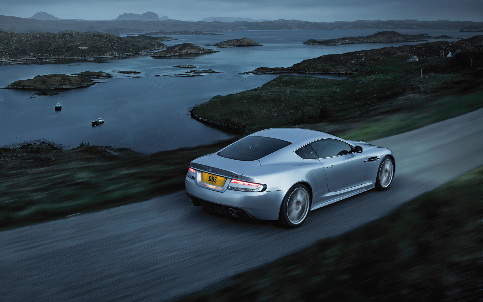 Aston Martin DBS Desktop Wallpaper