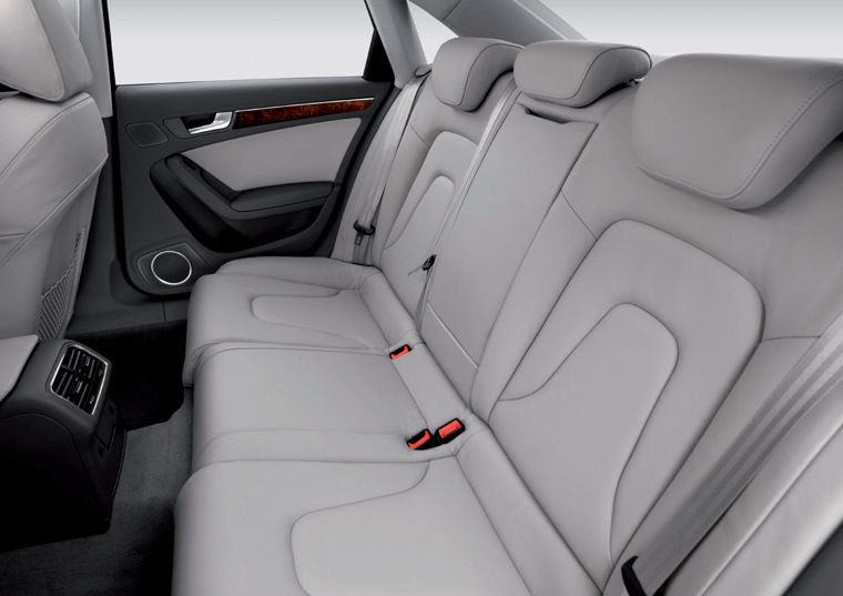 2009 Audi A4 Rear Seats Picture