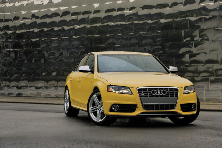 2011 Audi S4 Sedan Picture