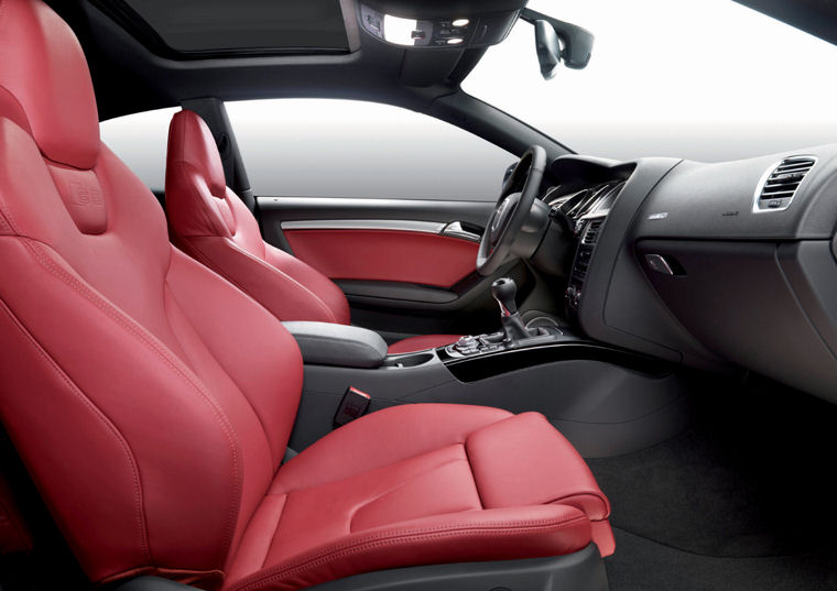 2008 Audi S5 Front Seats Picture