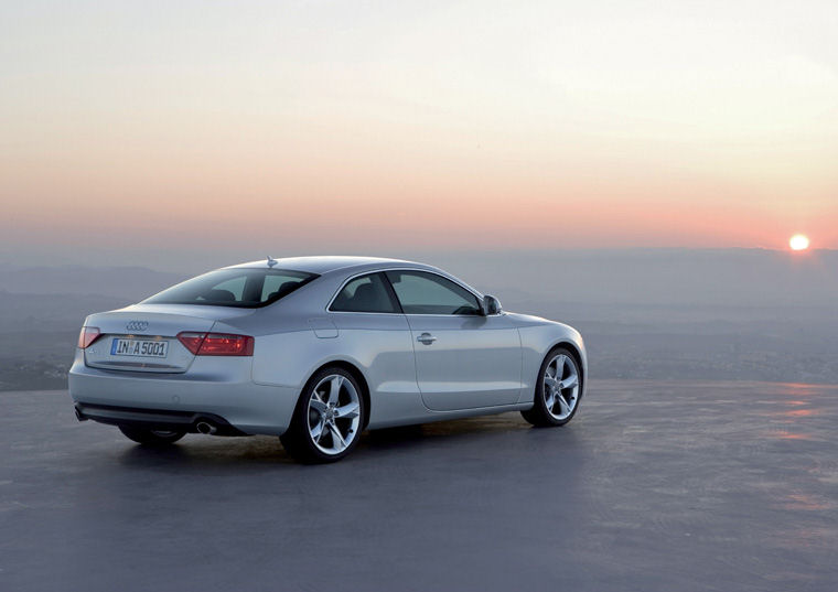 2010 Audi A5 Coupe Picture