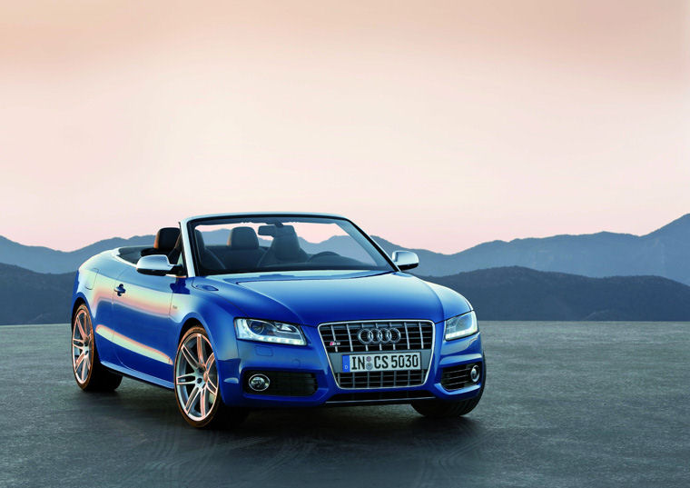 2011 Audi S5 Convertible Picture