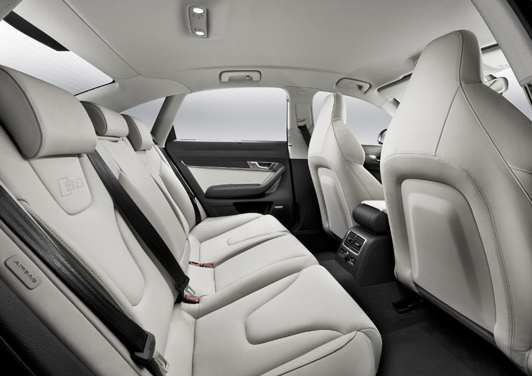 2010 Audi A6 Sedan quattro 3.0T Rear Seats Picture