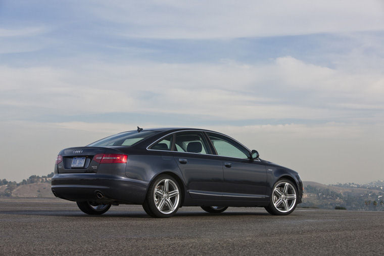 2010 Audi A6 Sedan quattro 3.0T Picture