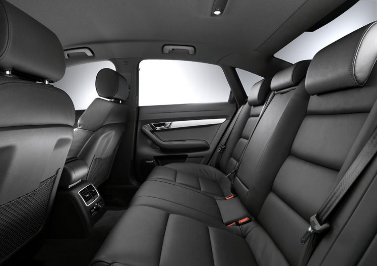 2010 Audi A6 Avant Rear Seats Picture