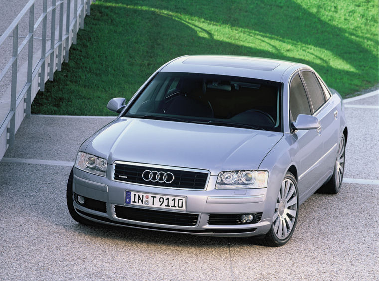 2004 Audi A8 Picture