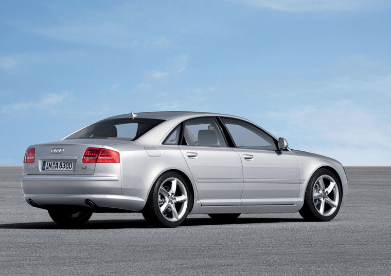 2009 Audi A8 4.2 Picture