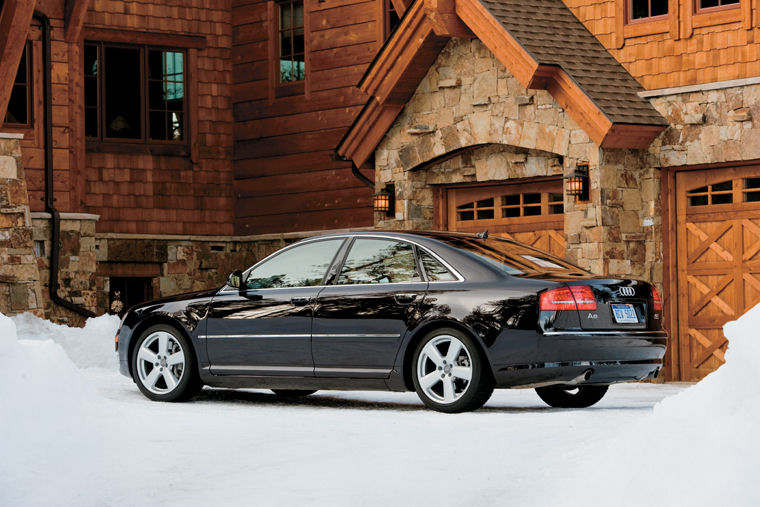 2010 Audi A8 4.2 Picture