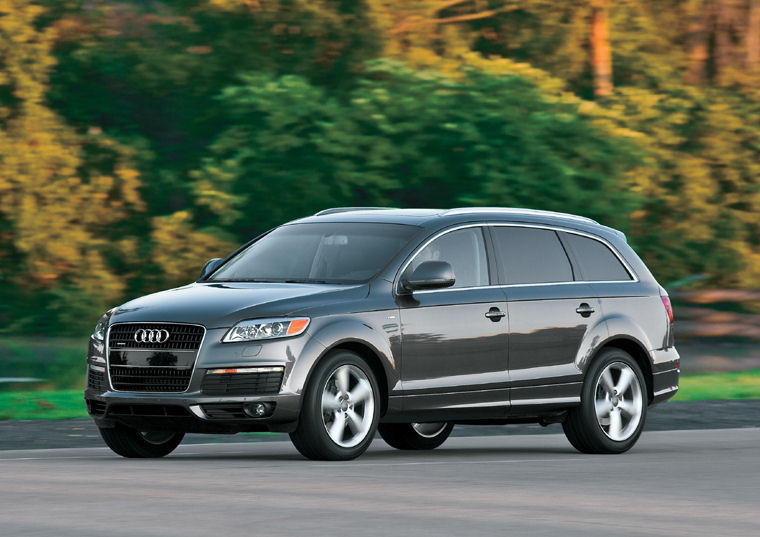 2009 Audi Q7 4.2 Picture