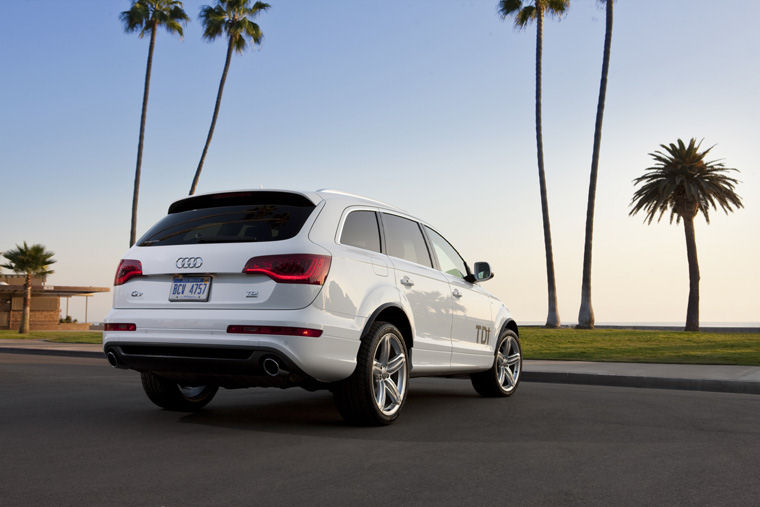 2010 Audi Q7 3.0 TDI Picture