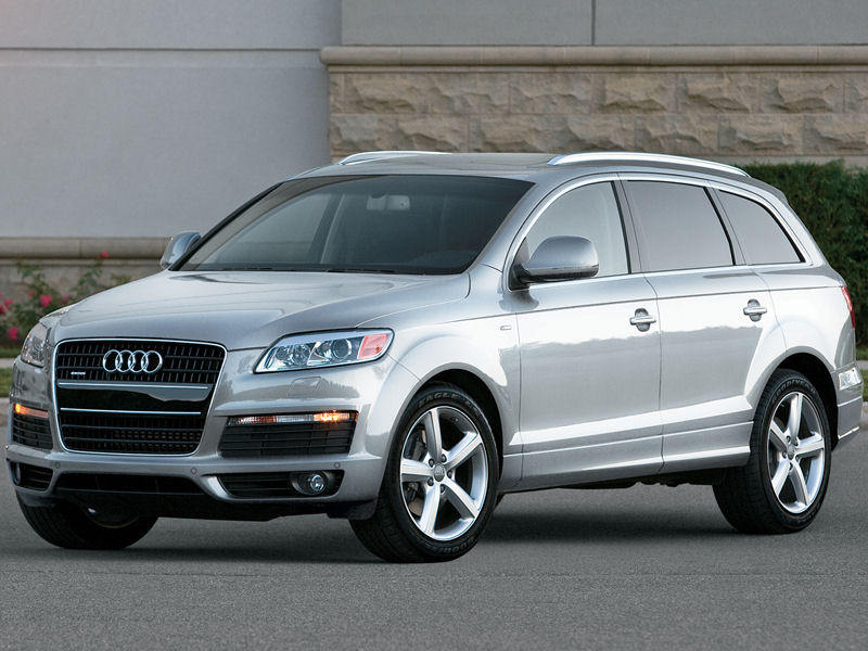 Audi Q7 Desktop Wallpaper