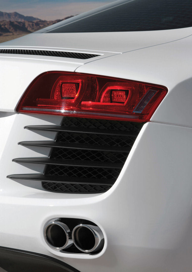 2008 Audi R8 Rearlight Picture