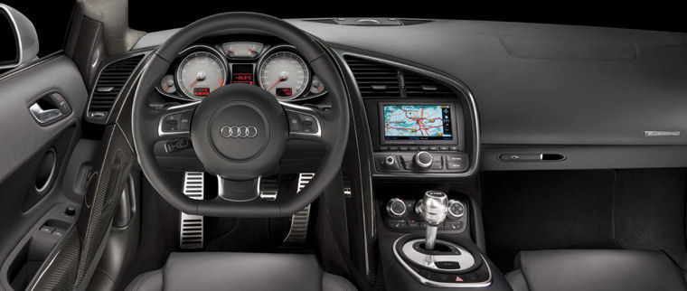 2009 Audi R8 Cockpit Picture