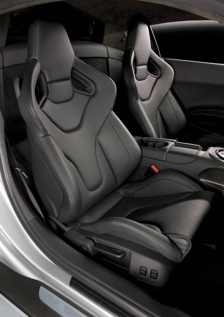 2009 Audi R8 Front Seats Picture