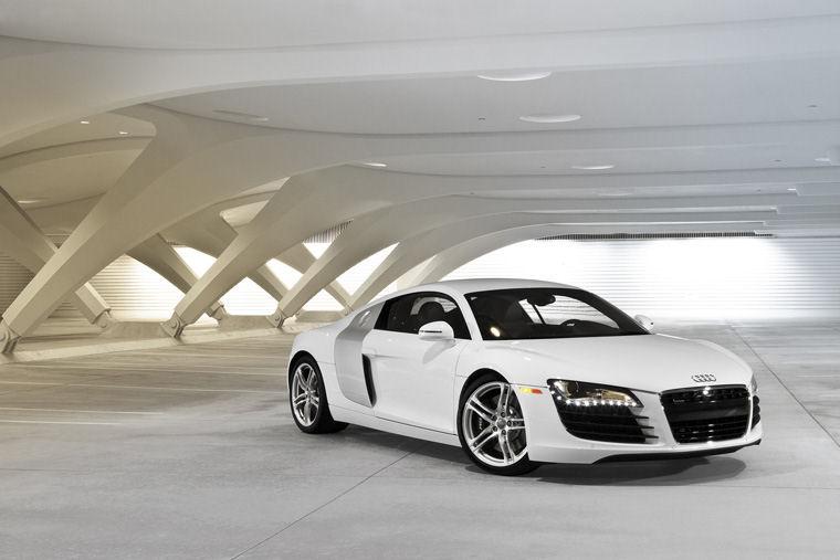 2010 Audi R8 4.2 V8 Coupe Picture