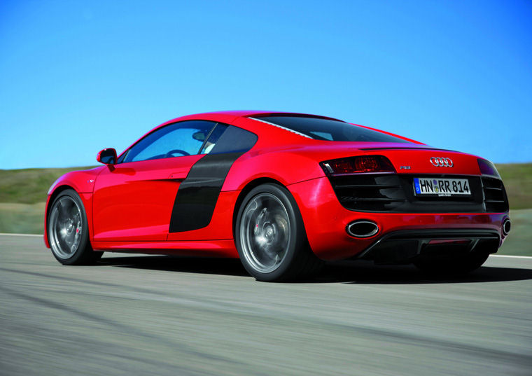 2010 Audi R8 5.2 V10 Coupe Picture