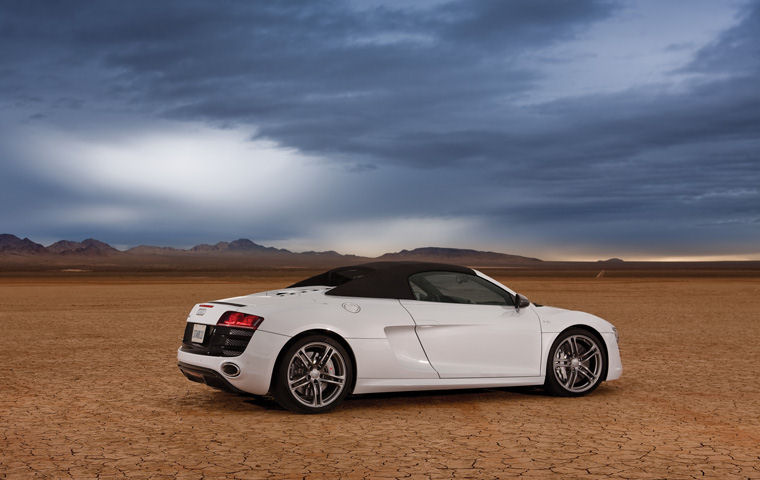 2011 Audi R8 5.2 V10 Spyder Picture