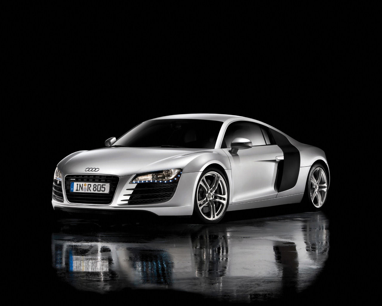 Audi R8 Desktop Wallpaper