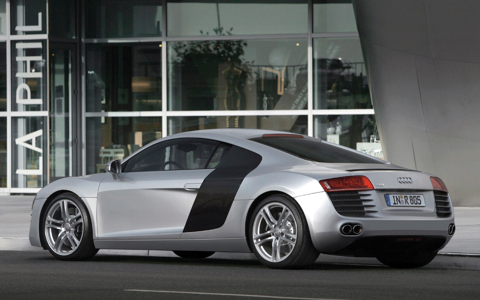 Audi R8 Desktop Wallpaper