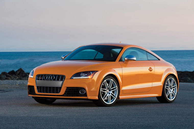 2010 Audi TTS Coupe Picture