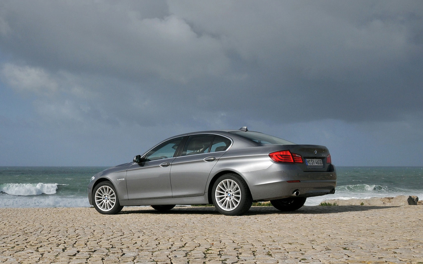 Bmw 5 series wallpaper widescreen #2