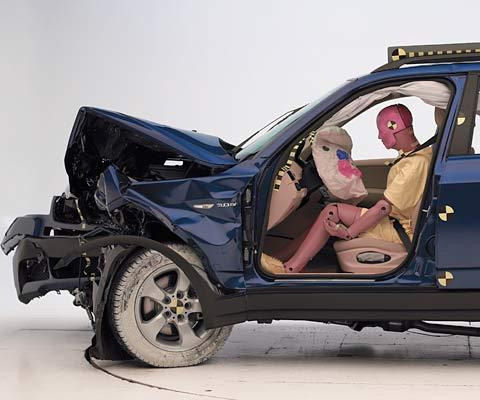 2009 BMW X3 IIHS Frontal Impact Crash Test Picture