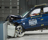 2009 BMW X3 IIHS Frontal Impact Crash Test Picture