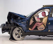 2009 BMW X3 IIHS Frontal Impact Crash Test Picture