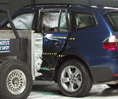 2009 BMW X3 IIHS Side Impact Crash Test Picture