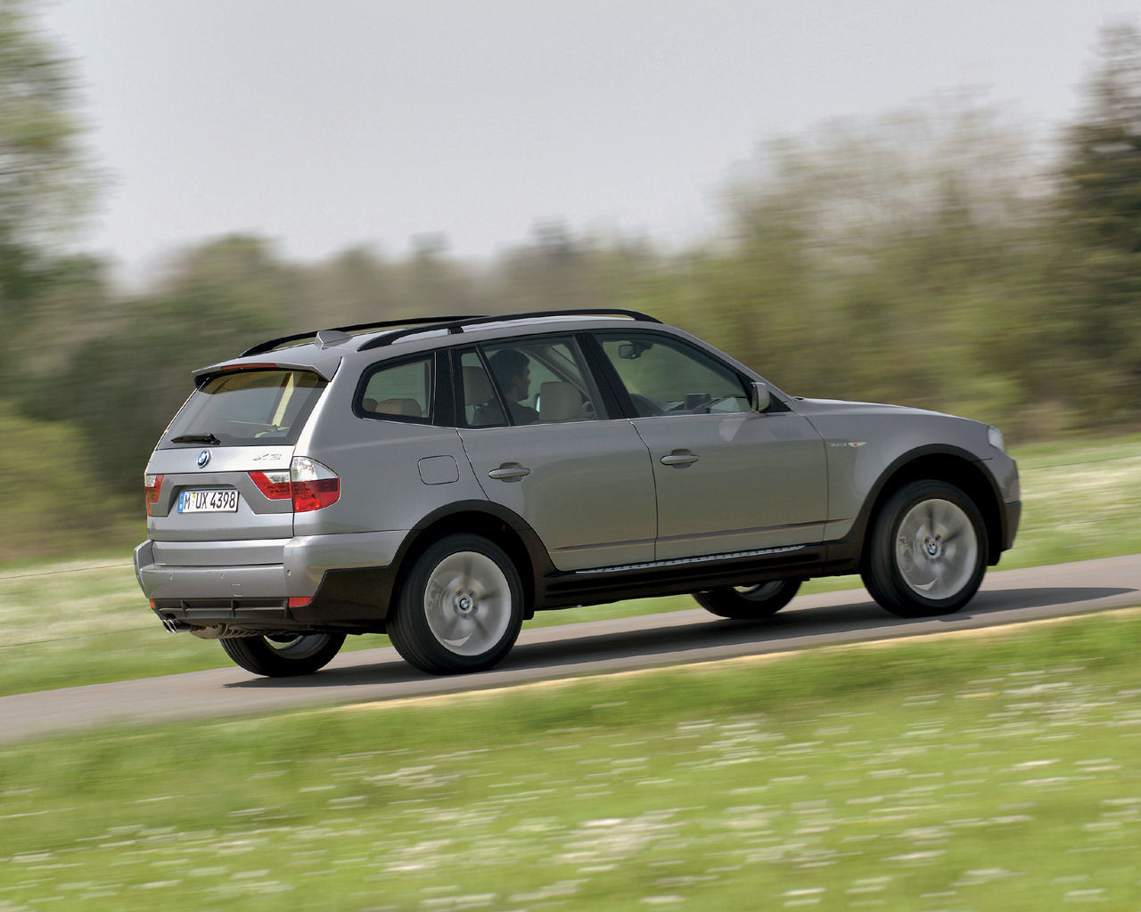 BMW X3 Desktop Wallpaper