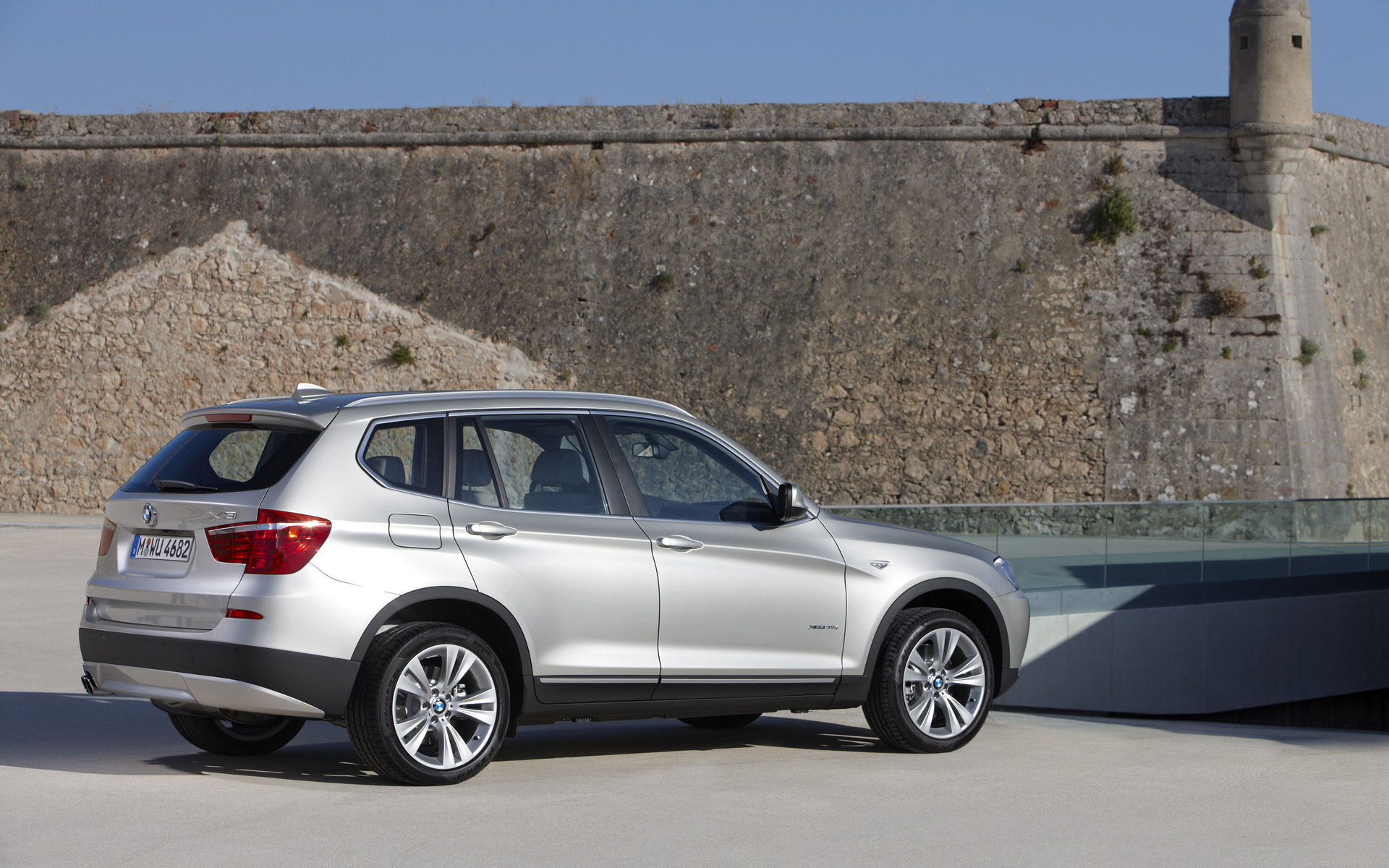 BMW X3 Desktop Wallpaper