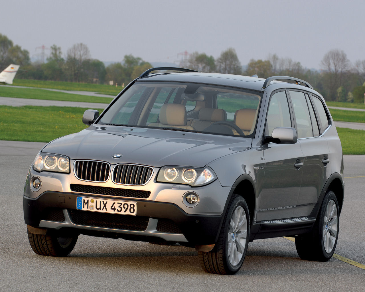 BMW X3 Desktop Wallpaper