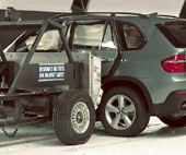 2009 BMW X5 IIHS Side Impact Crash Test Picture