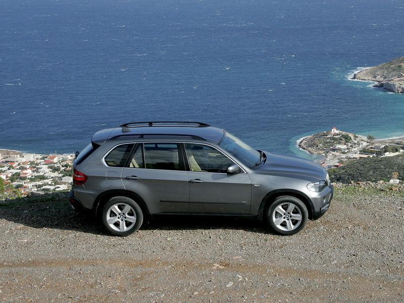 BMW X5 Desktop Wallpaper