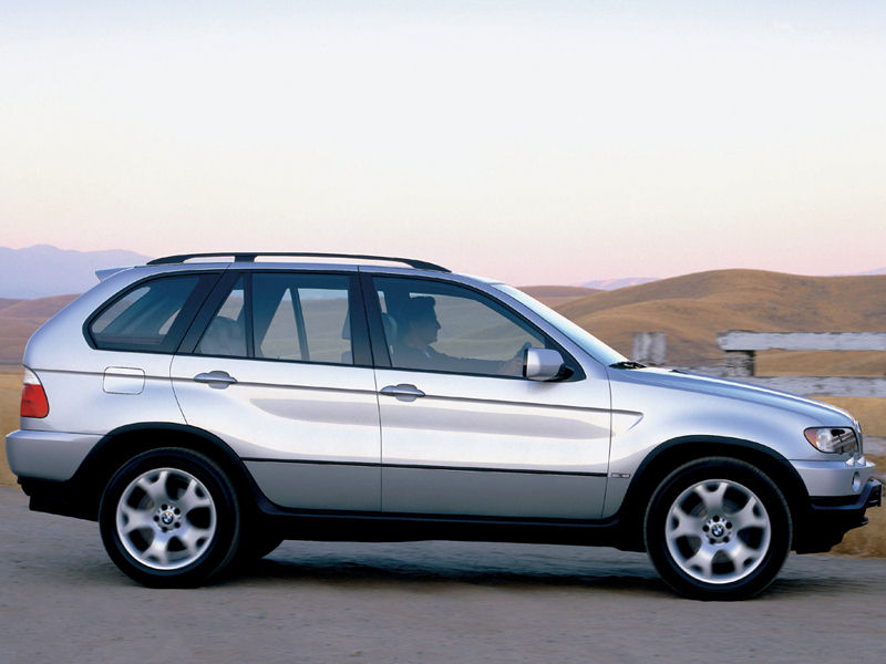 BMW X5 Desktop Wallpaper