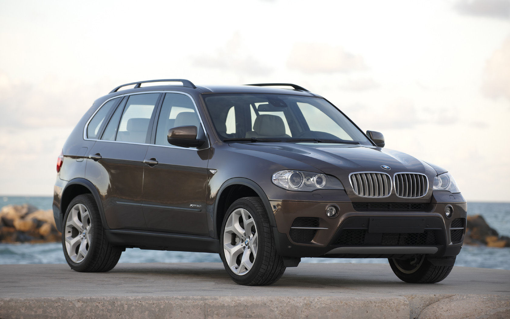 BMW X5 Desktop Wallpaper