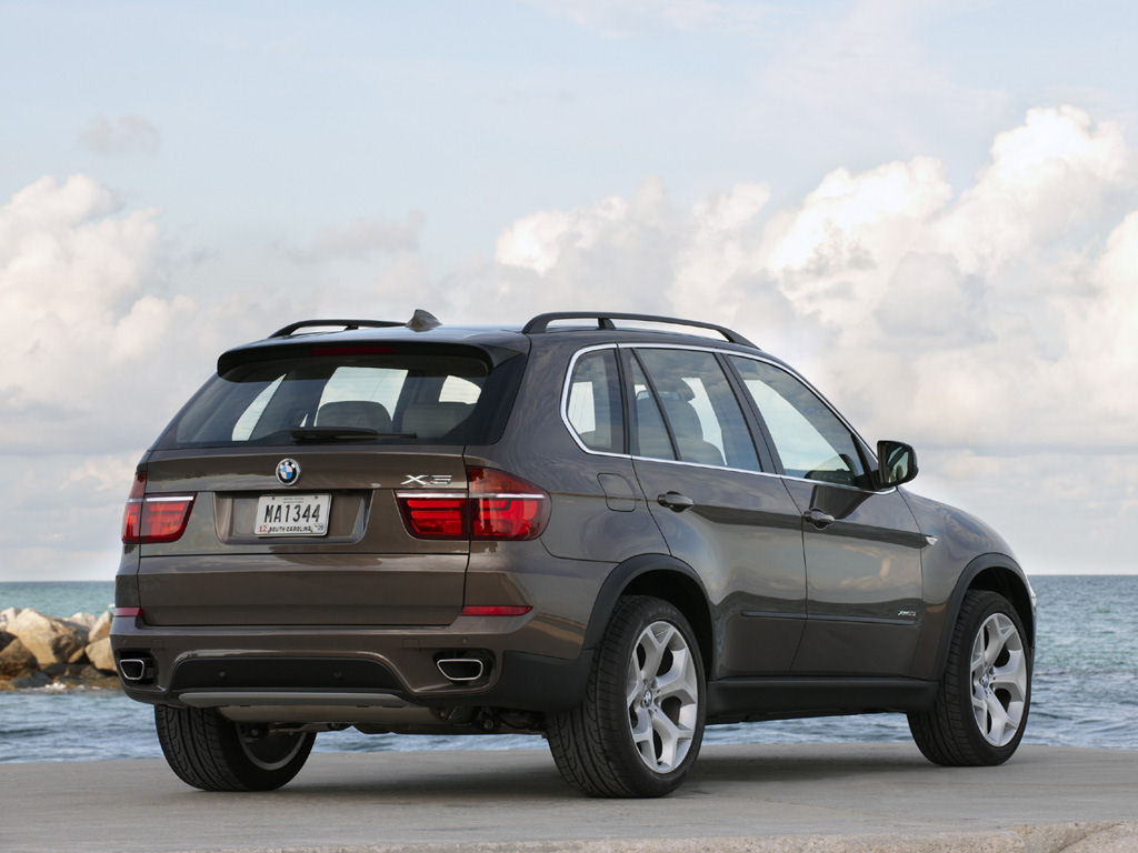 BMW X5 Desktop Wallpaper