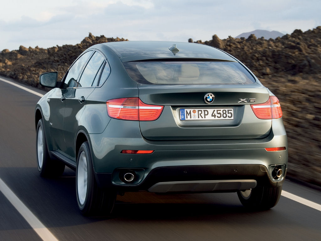 BMW X6 Desktop Wallpaper