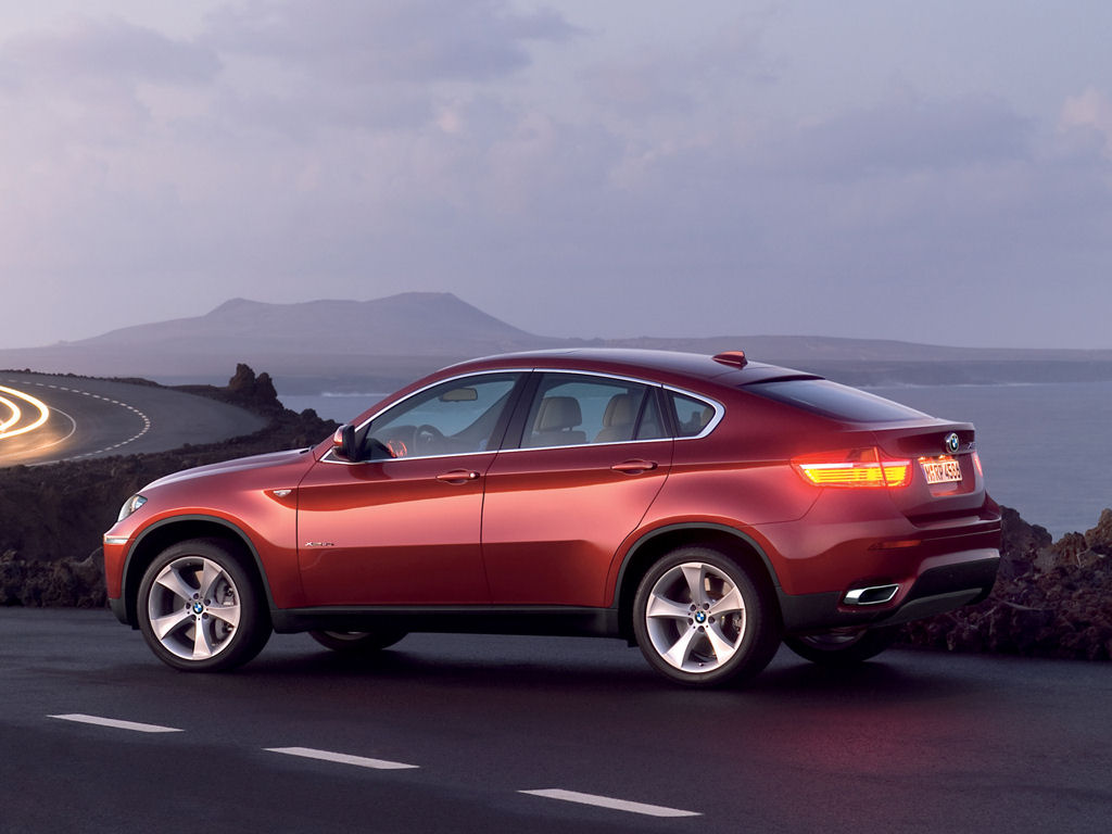 BMW X6 Desktop Wallpaper