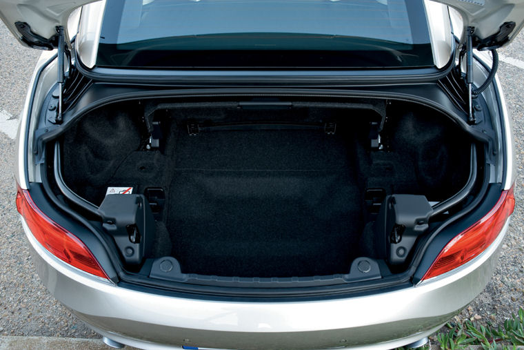 2009 BMW Z4 Trunk Picture