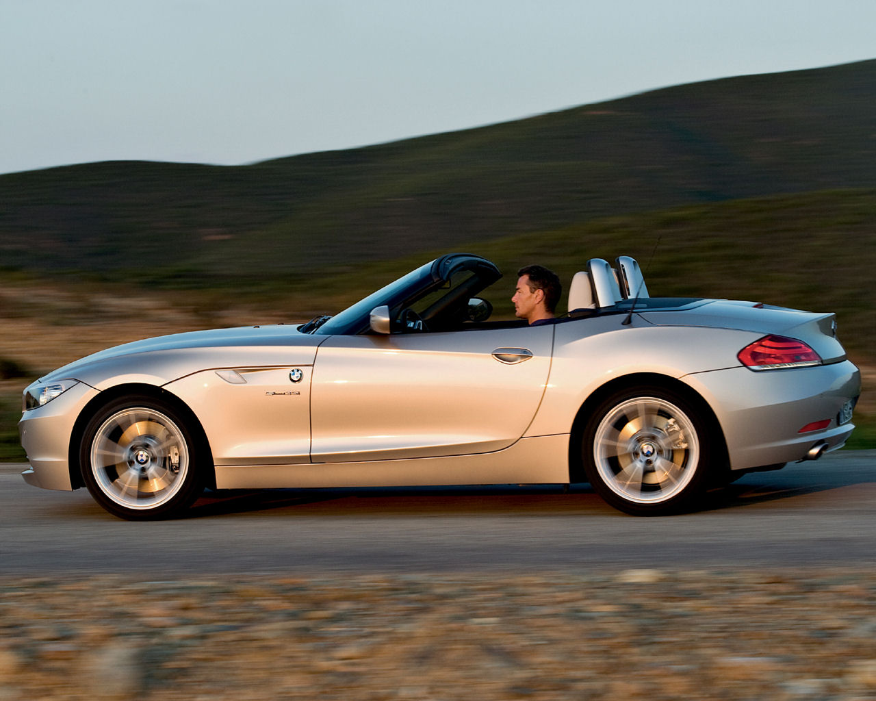 BMW Z4 Desktop Wallpaper