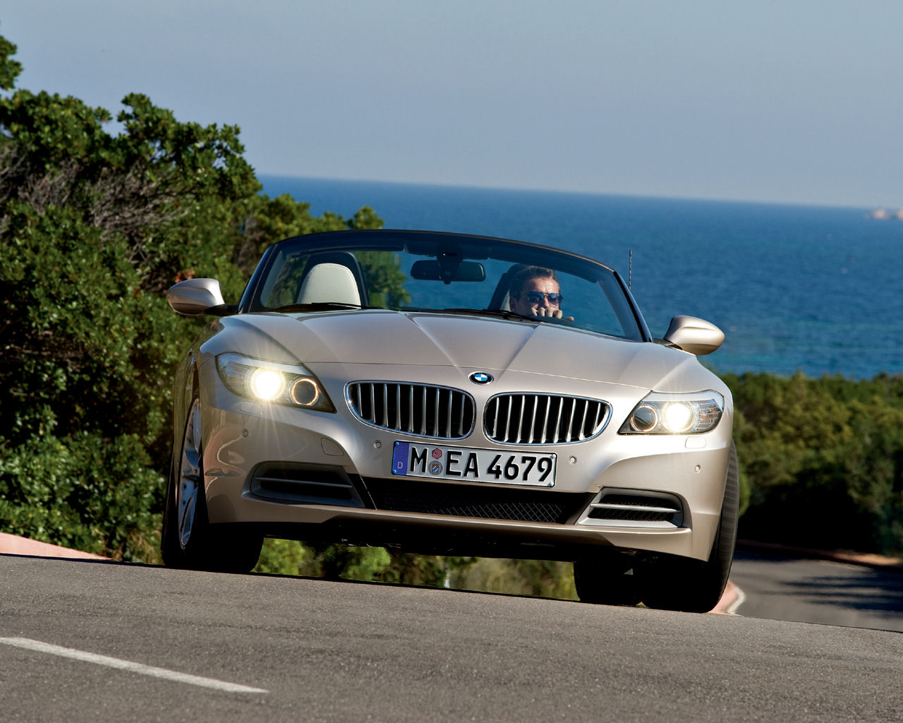 BMW Z4 Desktop Wallpaper