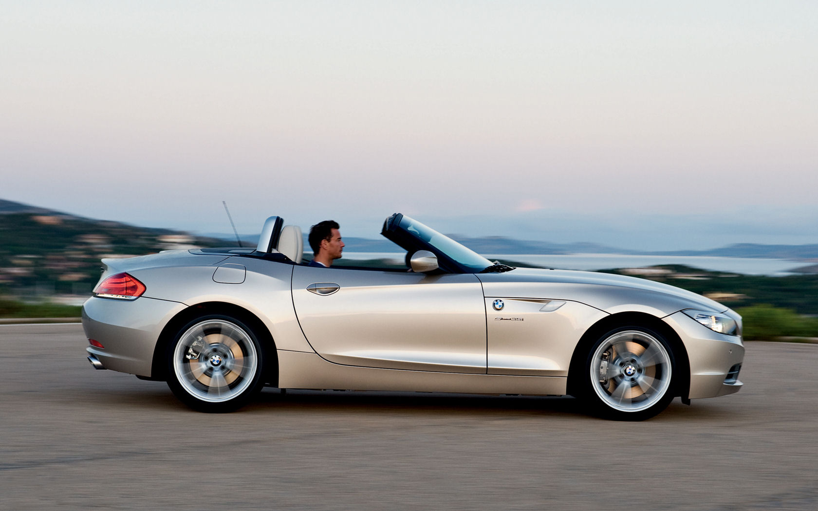 BMW Z4 Desktop Wallpaper