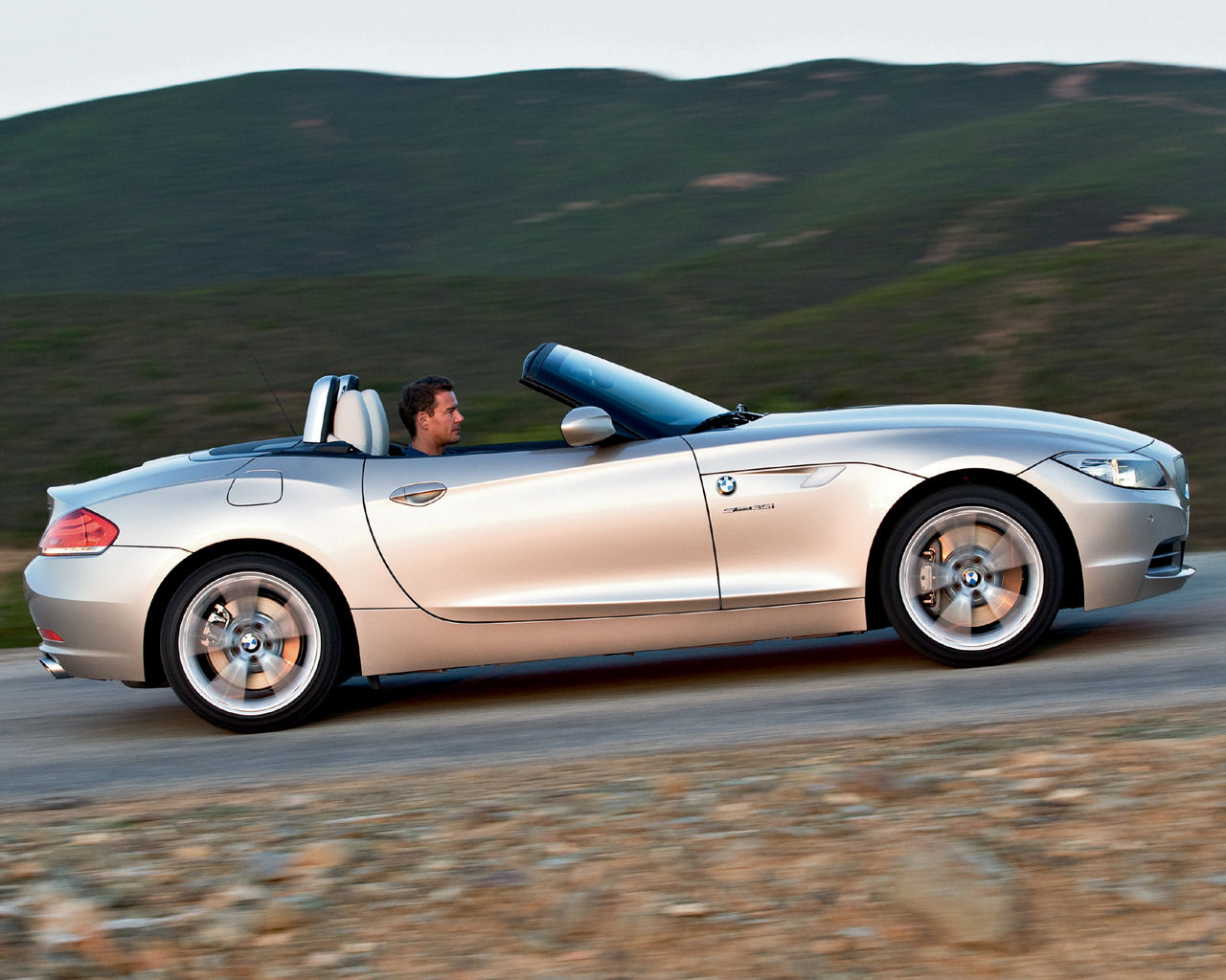 BMW Z4 Desktop Wallpaper